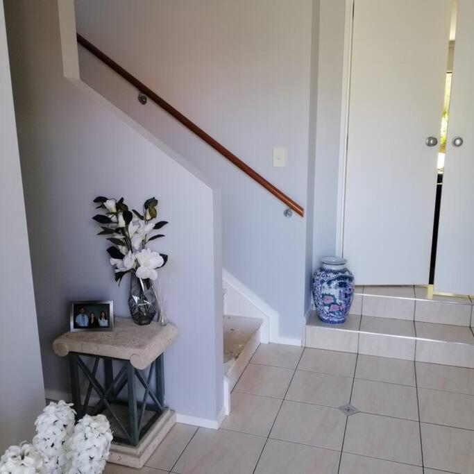 Double Room With Shared Bathroom Auckland Extérieur photo